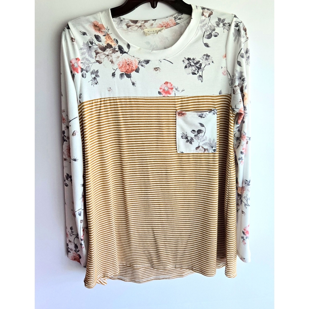 Avery Floral & Stripe Top, Size M White/Gold Yellow Long Sleeved With Pocket